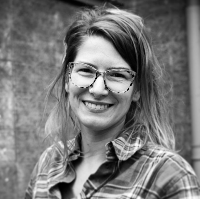 Ilse Cox [portret][square]